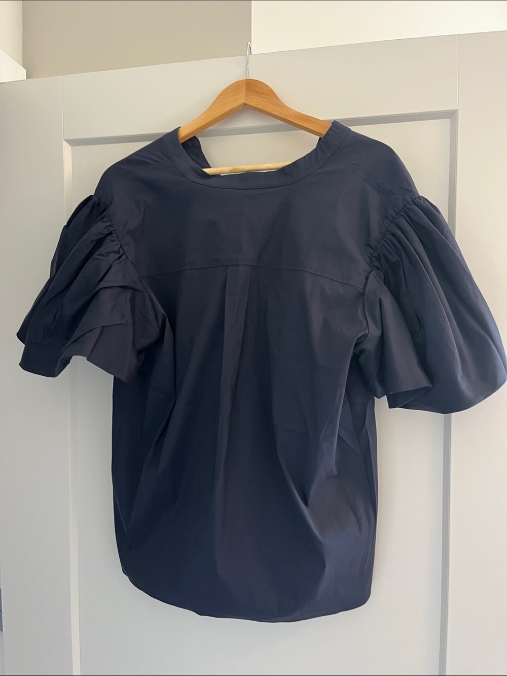 Chico's Navy V-Neck Top with Pleated Short Sleeves